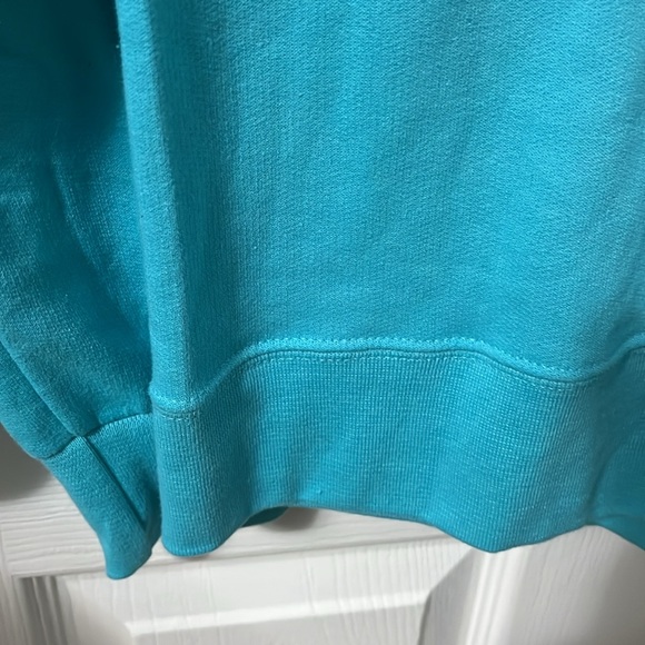 Brand New sweatshirt - Picture 2 of 4